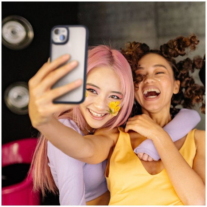 Spigen - Torbica Ultra Hybrid za iPhone 15, Frost Clear